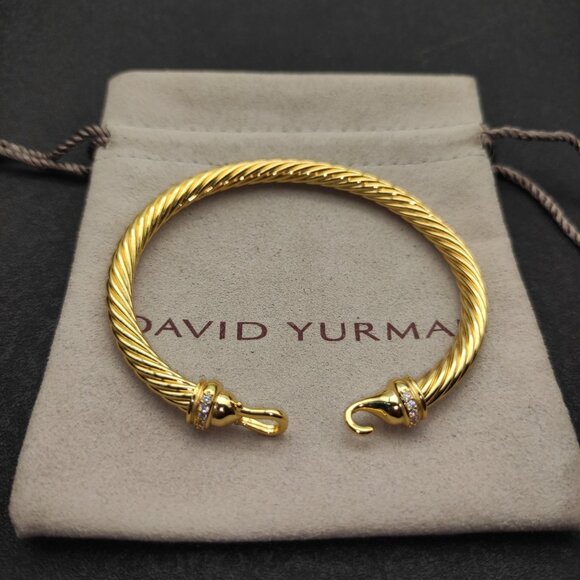 "David Yurman 5mm Gold Hook Bracelet "